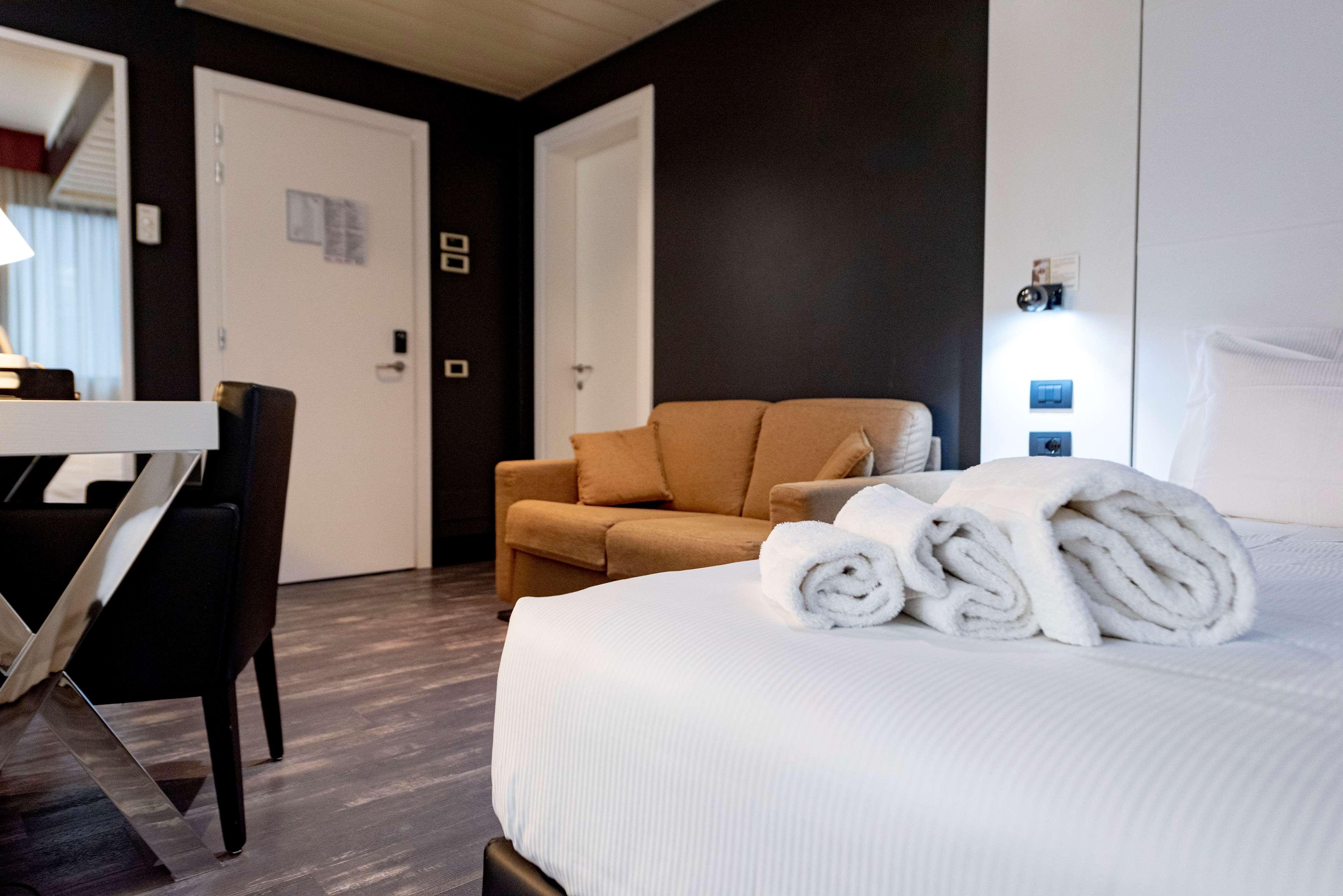 Best Western Hotel Quattrotorri Perugia Exterior photo